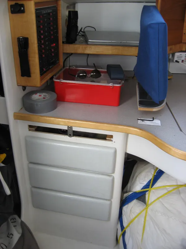 Drawer Bank