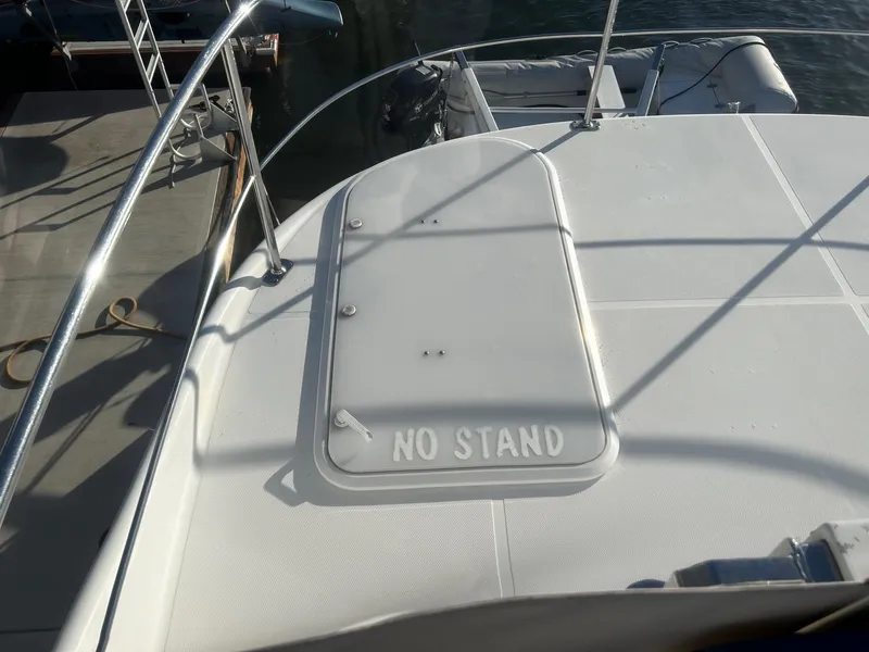1999 Carver 53 Voyager