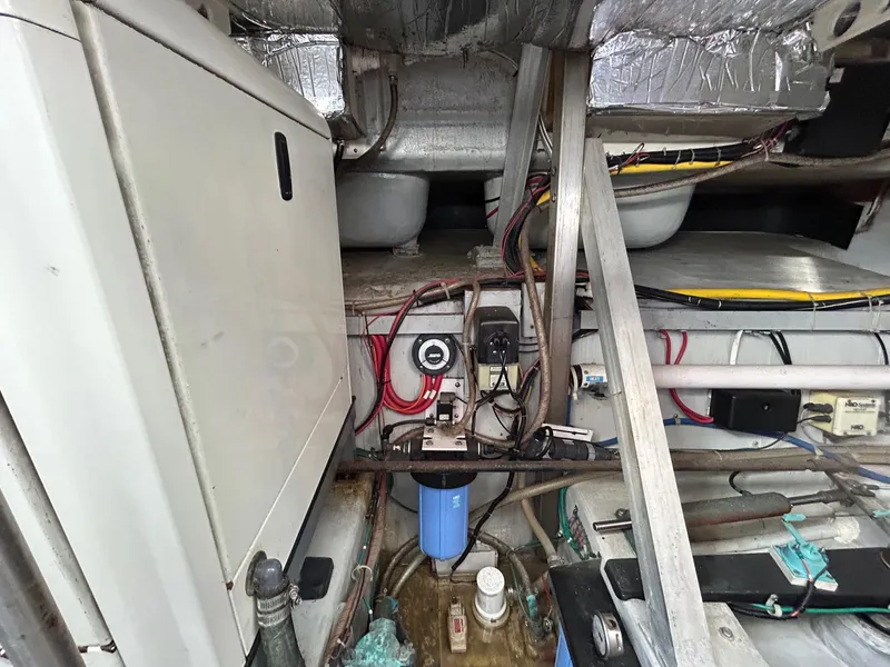 1999 Carver 53 Voyager