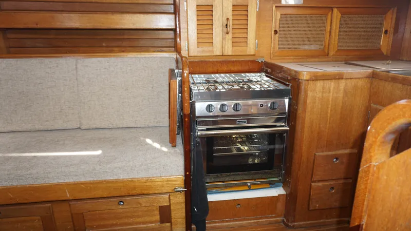 1980 Bristol 35.5