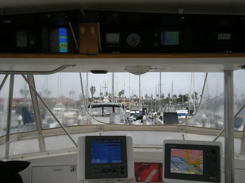 1983 Ocean Yachts Super Sport