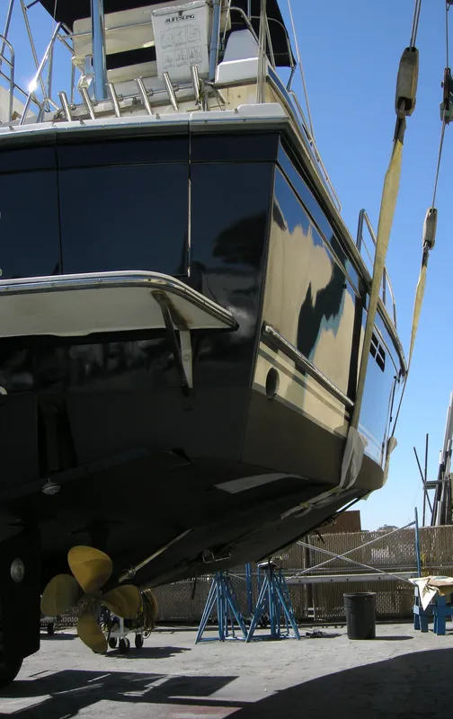 New hullside paint