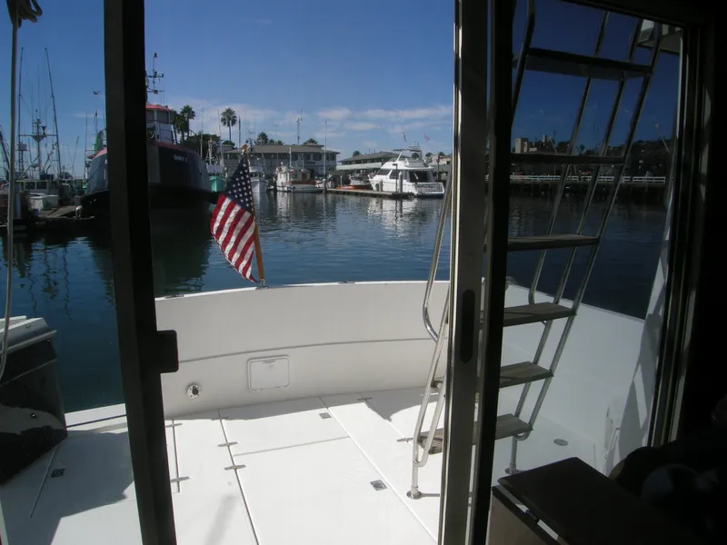 To aft deck