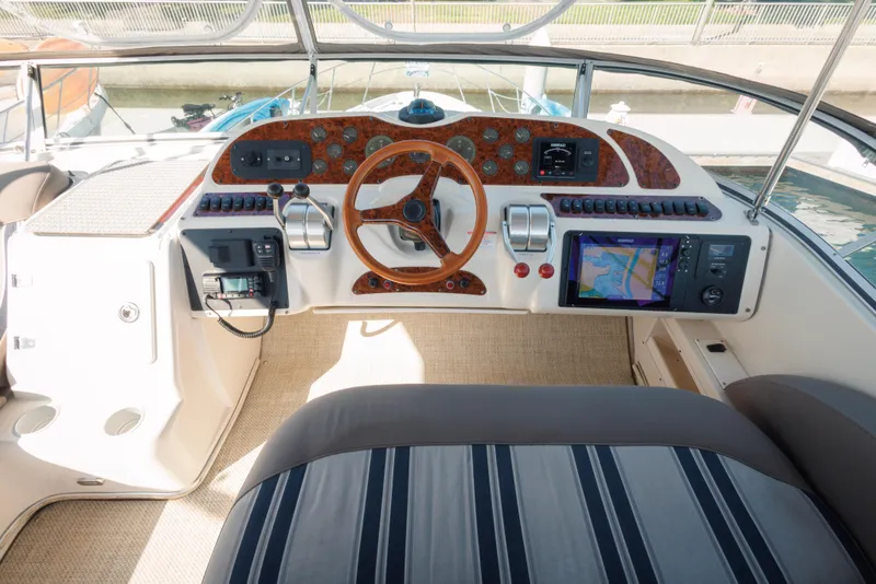 1997 Maxum 4600 SCB