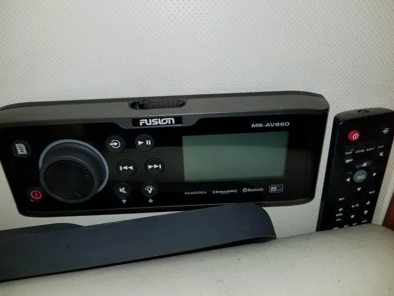 1999 Pro-Line 3310