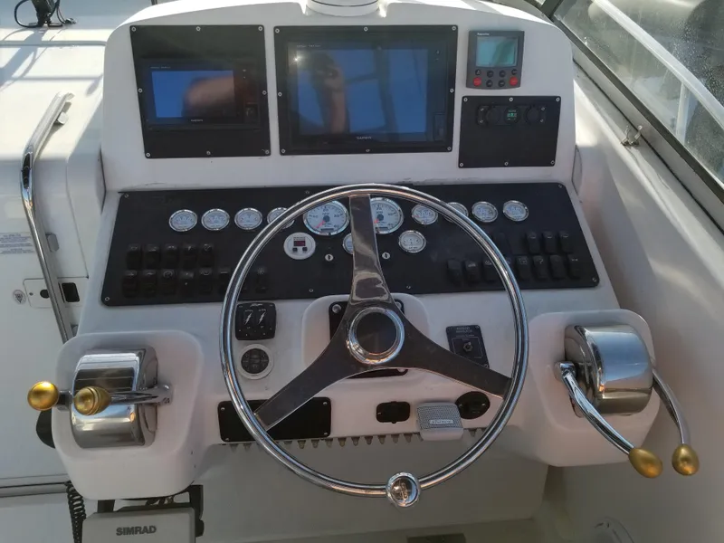 1999 Pro-Line 3310