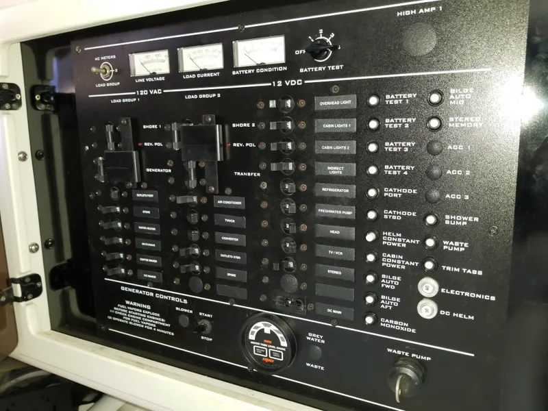 12 Volt DC & 110 Volt AC Main Panel
