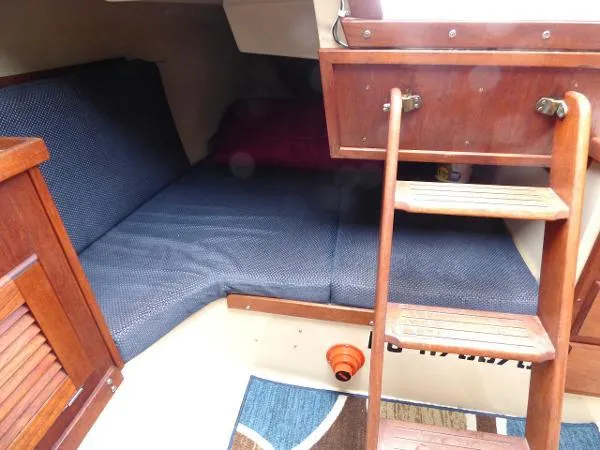 1985 Catalina 30