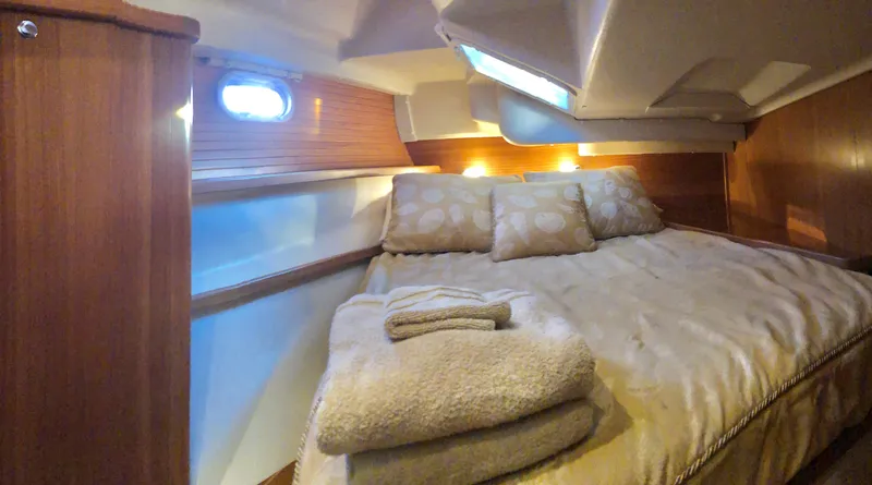 2010 Catalina 445