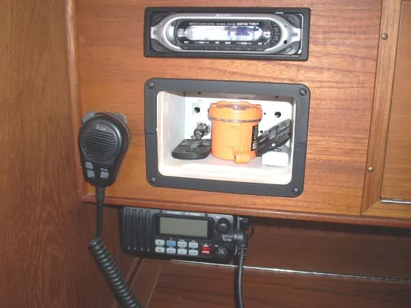 1987 S2 Center Cockpit