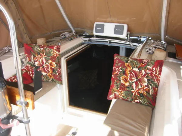 1987 S2 Center Cockpit