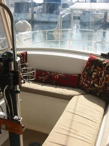 1987 S2 Center Cockpit