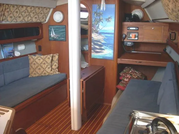 1987 S2 Center Cockpit