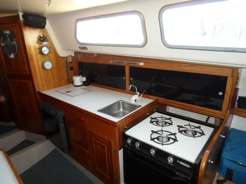 1967 CAL 34 Sloop