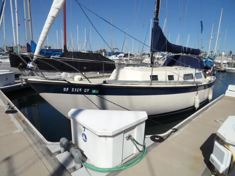1967 CAL 34 Sloop