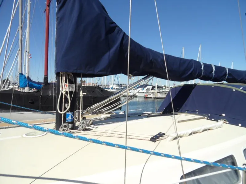 1967 CAL 34 Sloop