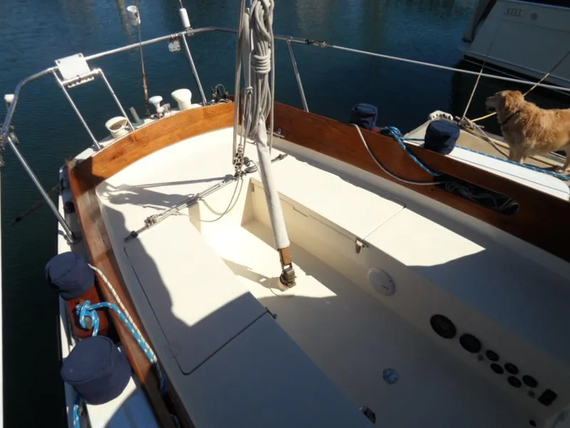 1967 CAL 34 Sloop