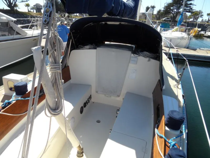 1967 CAL 34 Sloop