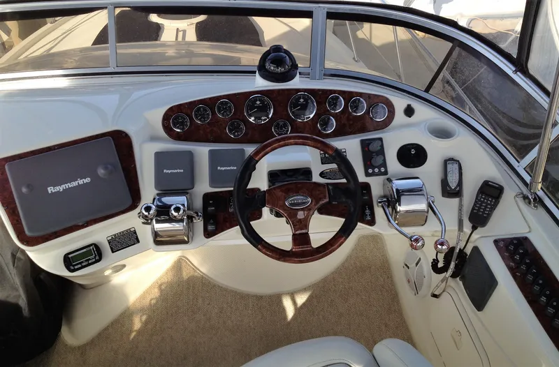 Great helm station w/Bow and Stern Thrusters