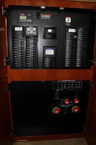 AC/DC, Gen start and ships system's