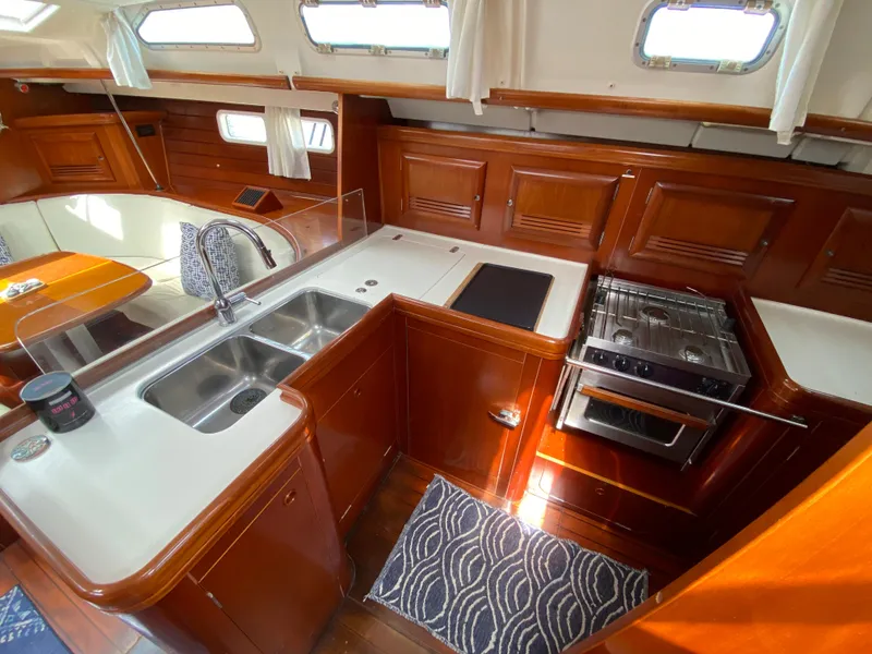 2003 Beneteau 473