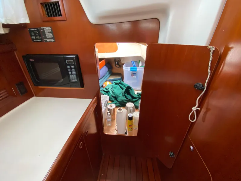 2003 Beneteau 473