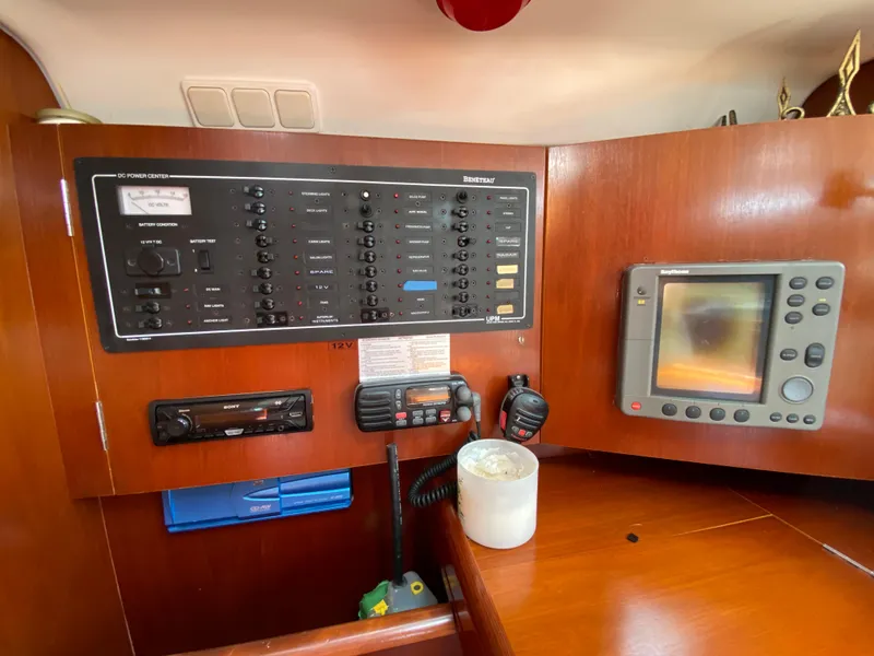 2003 Beneteau 473
