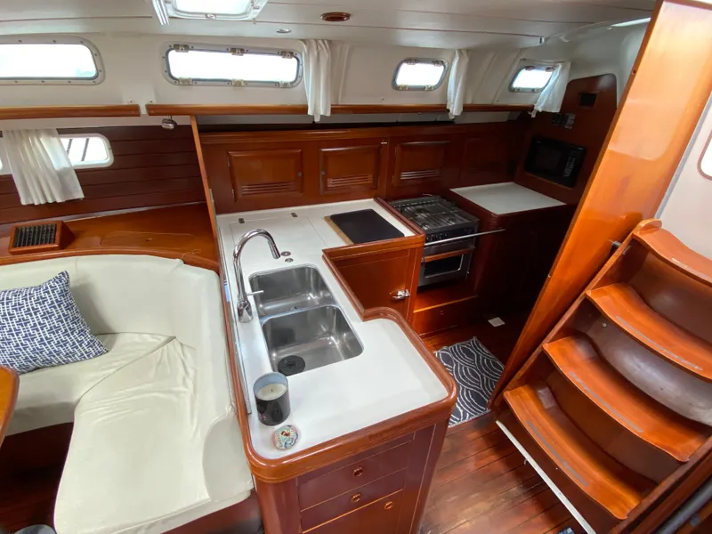 2003 Beneteau 473