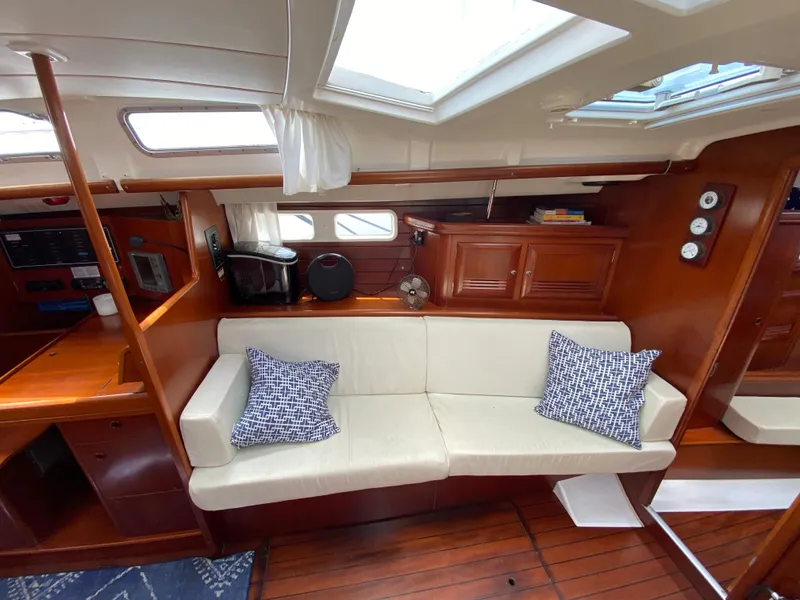 2003 Beneteau 473