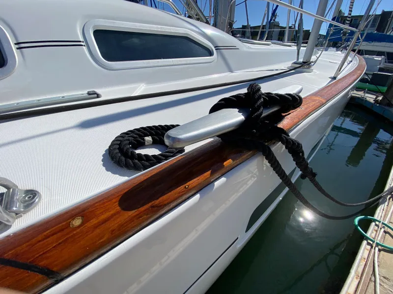 2003 Beneteau 473