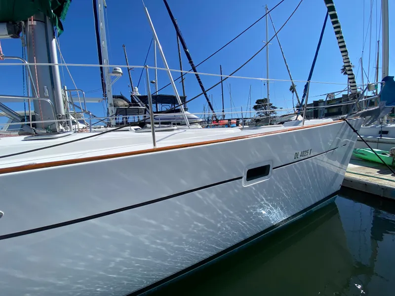 2003 Beneteau 473