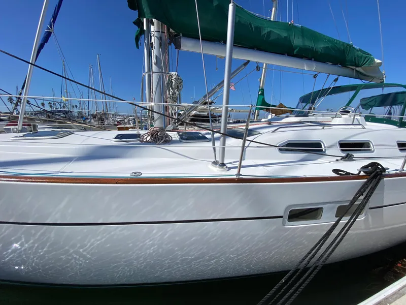 2003 Beneteau 473