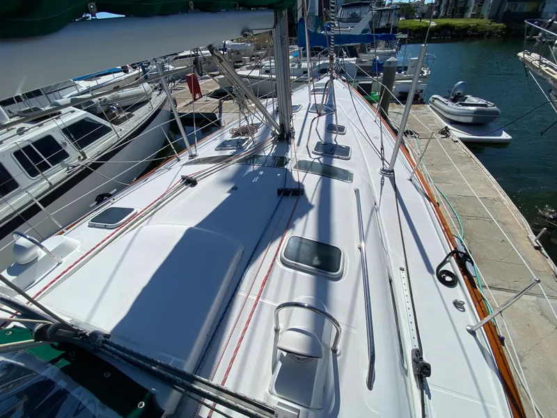 2003 Beneteau 473