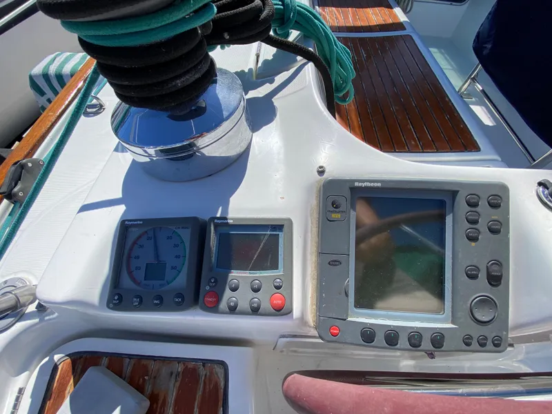 2003 Beneteau 473