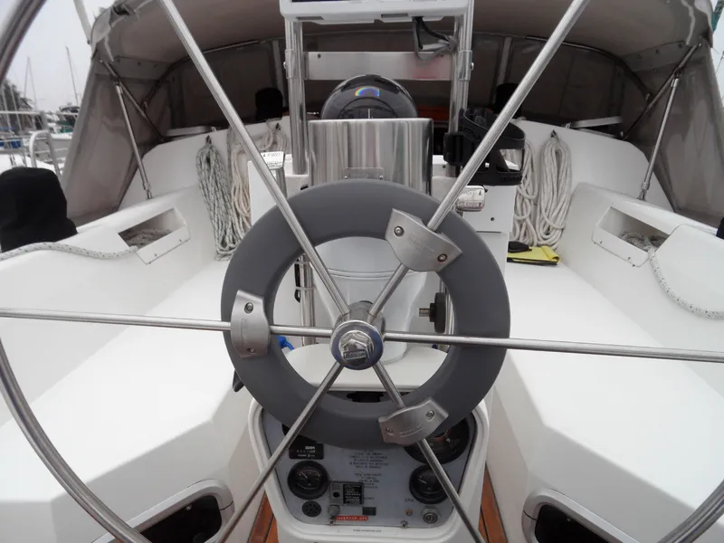 1990 Catalina 42 Three Stateroom