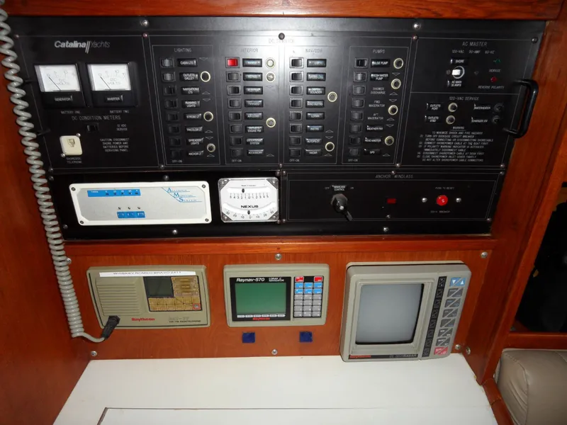 1990 Catalina 42 Three Stateroom