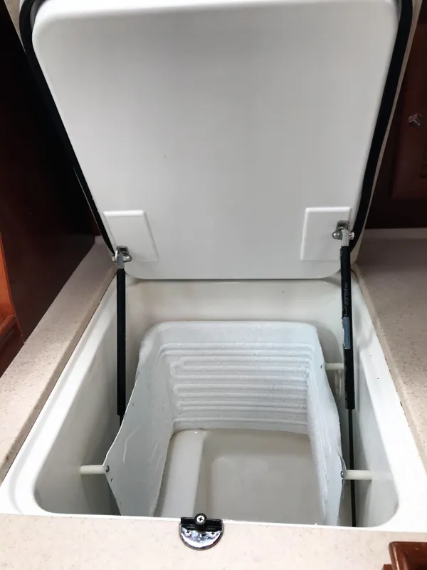 2006 Beneteau 473