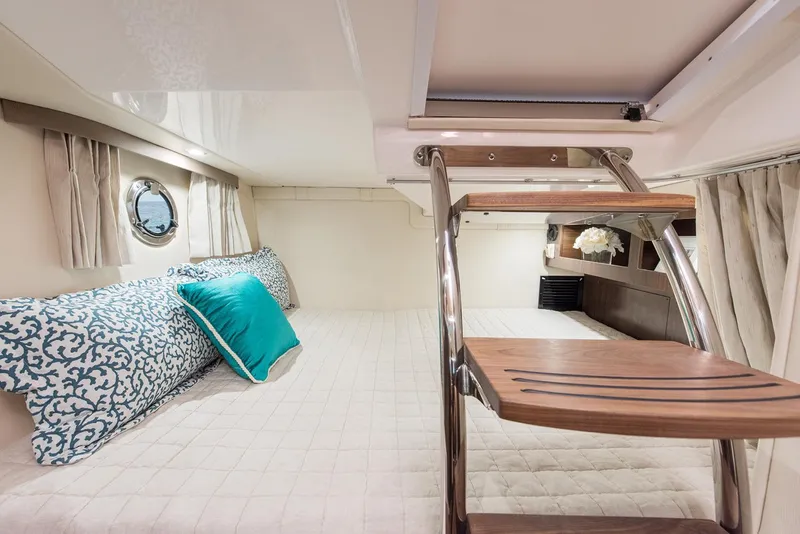 2018 Regal 28 Express