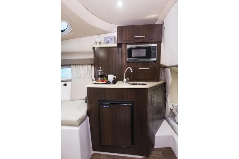 2018 Regal 28 Express