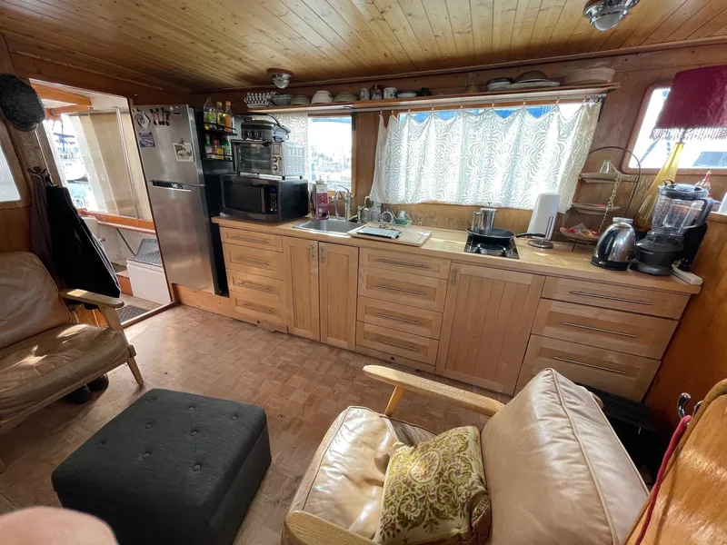 1978 Cheoy Lee 35 Trawler