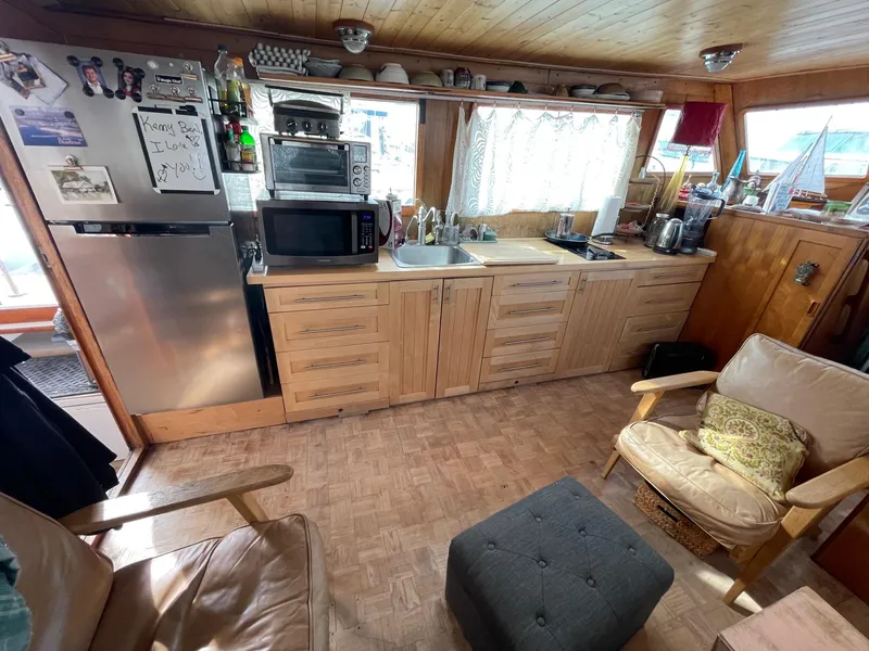 1978 Cheoy Lee 35 Trawler