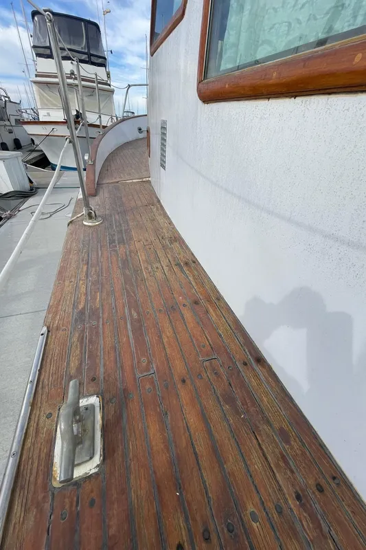 1978 Cheoy Lee 35 Trawler