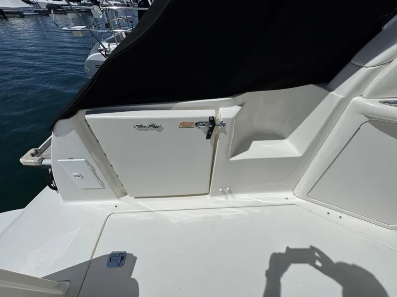 2001 Sea Ray 380 Sundancer