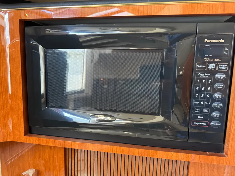 2001 Sea Ray 380 Sundancer