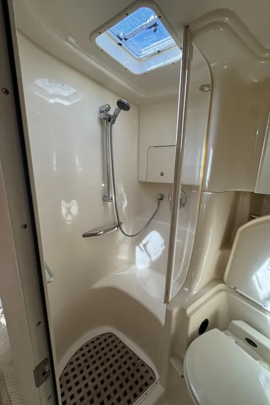 2001 Sea Ray 380 Sundancer