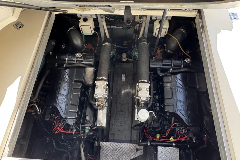 2001 Sea Ray 380 Sundancer