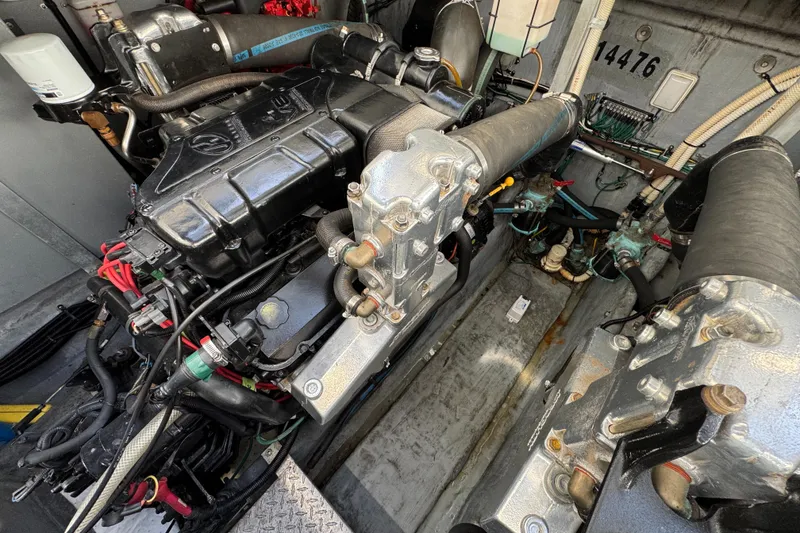 2001 Sea Ray 380 Sundancer