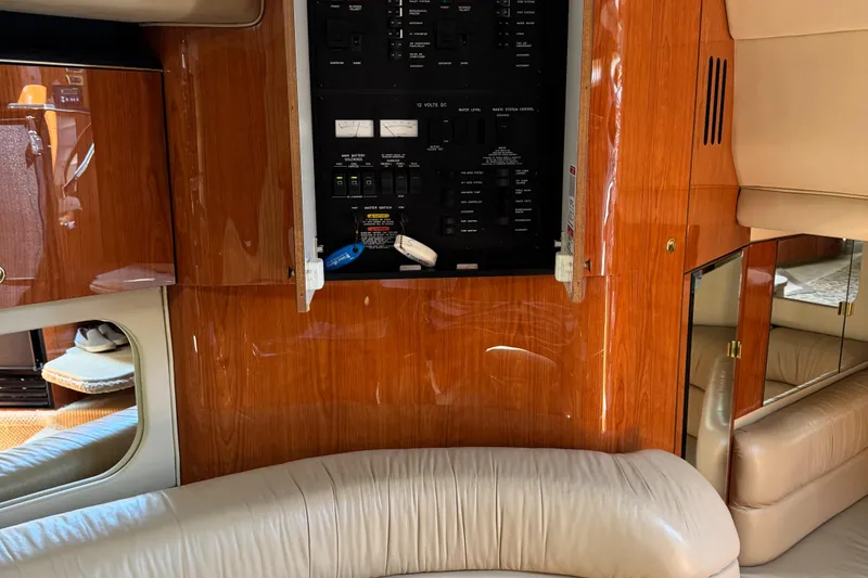 2001 Sea Ray 380 Sundancer