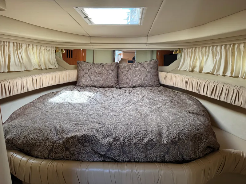 2001 Sea Ray 380 Sundancer