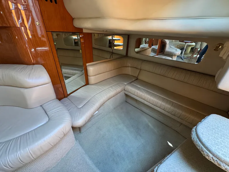 2001 Sea Ray 380 Sundancer